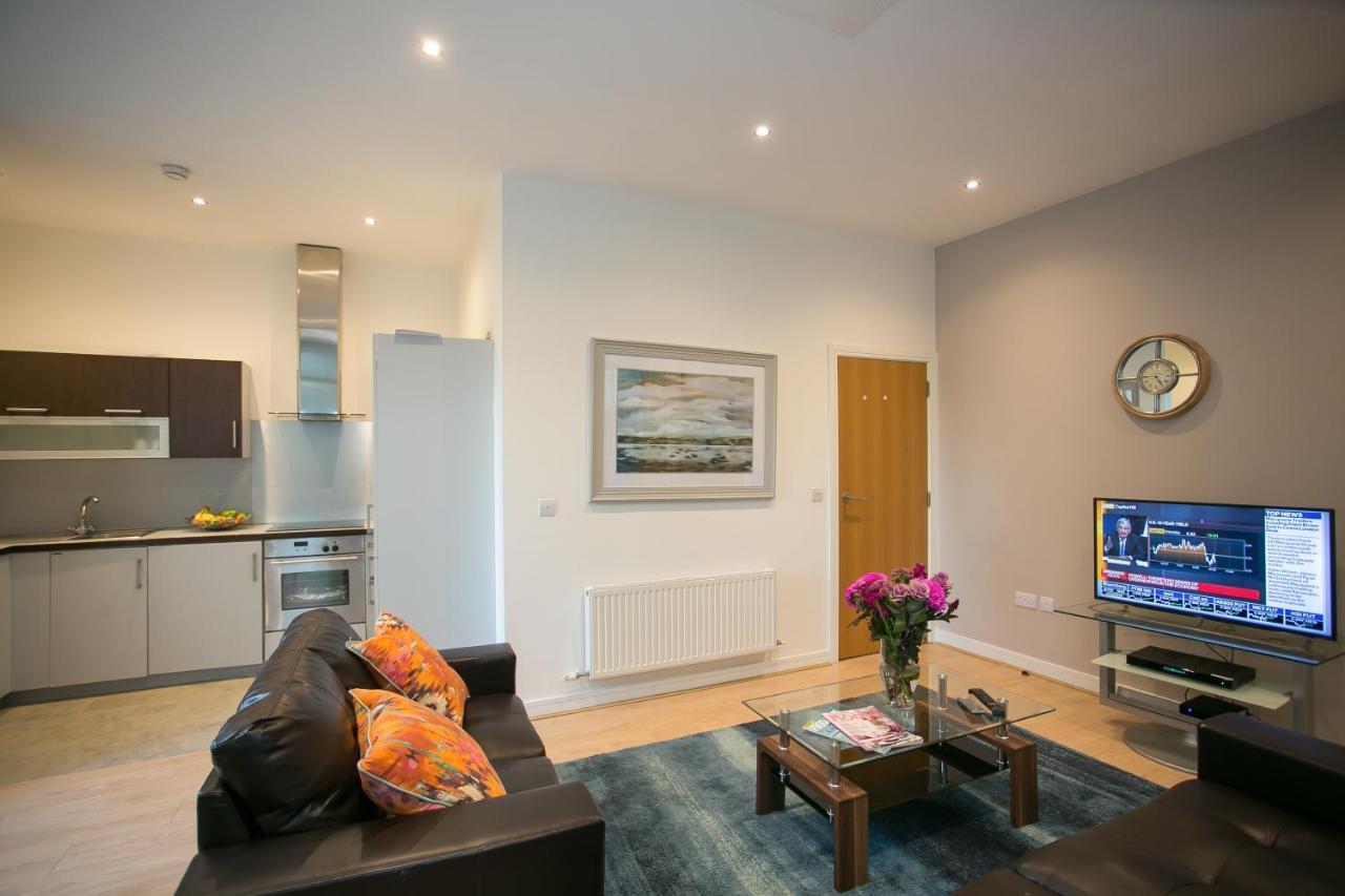 Grand Canal Square Apartments Дублин Экстерьер фото